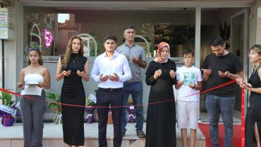 Salon Cansel yeni adresinde hizmete açıldı